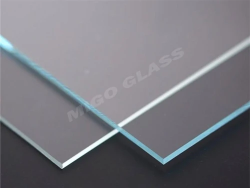 What Factors Affect the Light Transmission of Greenhouse Glass?