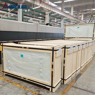 Low-iron Solar Glass Low-iron Solar Glass